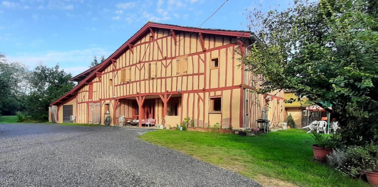 Arie - Chez Joelle Et Michel Hotel Demu Bagian luar foto
